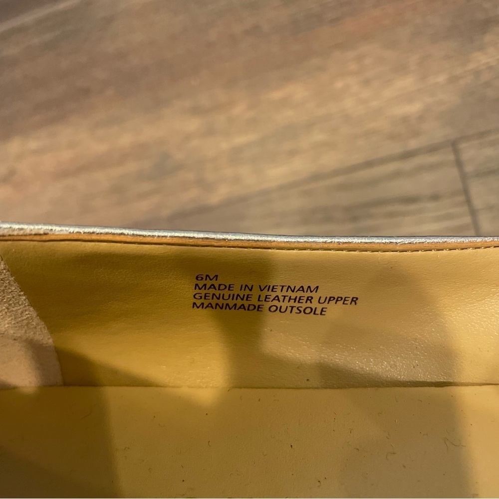 Talbots Metallic Leather Loafers Size 6 - Picture 2 of 6